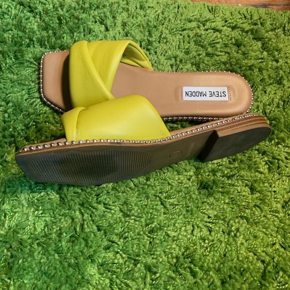 Steve Madden size 6.5 Sandals - Picture 3 of 6